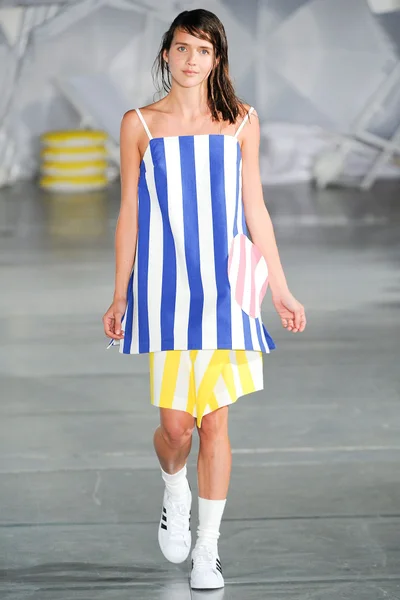 Look 29